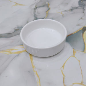 Assiette en céramique blanche classique avec finition lisse, vaisselle en grès minimaliste pour soupe, riz, salade, dessert et usage quotidien - Product Image 2