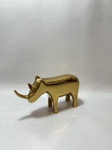 Statue de cheval moderne en aluminium noir sur socle, figurine animale texturée, sculpture sur piédestal pour table, décoration de luxe pour la maison - Product Image 5