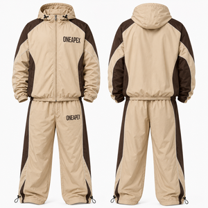 Conjunto Deportivo para Hombre, Chaqueta con Capucha Color Crema Marrón y Pantalones a Juego, Ropa Deportiva Urbana Personalizada - Product Image 3