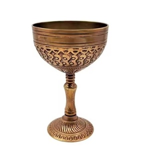 Flûtes à champagne et gobelets à vin en laiton antique, ensemble de verrerie pour usage quotidien et occasions spéciales, décoration de bar - Product Image 2