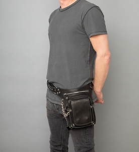 Bolso de pierna de cuero vintage con múltiples bolsillos, riñonera para viajes, moda outdoor, bolsa de almacenamiento utilitaria, correa segura ajustable y cómoda. - Product Image 4