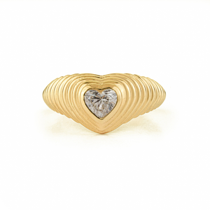 Impresionante Anillo de Oro Amarillo de 14K con Diseño de Corazón y Diamantes, Estilo Croissant, para Unisex, Joyería Brillante - Product Image 1
