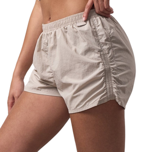 Shorts Tejidos Beige con Volantes para Mujer, Cintura Elástica, Ligeros, Shorts de Verano Casuales, Ropa de Playa, Ajuste Cómodo, Uso Diario - Product Image 1