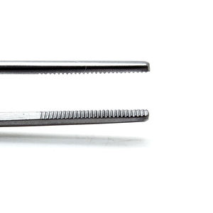 Pince chirurgicale incurvée en acier inoxydable à pointe dentelée 16 cm, instrument de pansement Adson Bayonet - Product Image 2