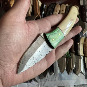 Cuchillos de caza artesanales de acero de Damasco con hoja fija mini tipo Drop Point y mango de madera, de grado industrial para revendedores - Product Image 3