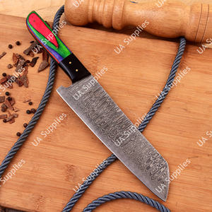 Cuchillo de Chef Santoku de Acero de Damasco Hecho a Mano y Personalizado, Hoja de 8 Pulgadas Personalizable, Mango Ergonómico de Madera y Resina Epoxi, Estilo Tradicional - Product Image 2