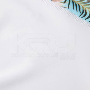 Rashguard à manches longues pour homme, respirant et flexible, en Spandex/Polyester, idéal pour l'entraînement, la course et les activités sportives. - Product Image 5
