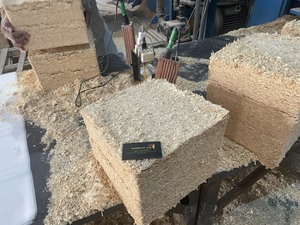 WOOUP Copeaux de bois de pin vietnamien séché 3mm-6mm pour litière animale pour petits animaux – Produits agricoles et gestion des déchets - Product Image 6