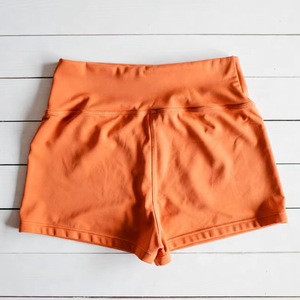 กางเกงขาสั้นออกกำลังกายเอวสูงสำหรับผู้หญิง แห้งเร็ว กระชับสะโพก เซ็กซี่ เหมาะสำหรับโยคะ - Product Image 1