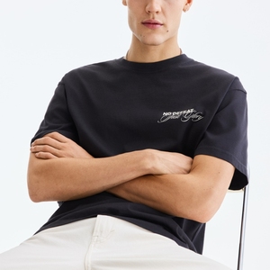 Tejido de punto de alta calidad 100% algodón con logotipo personalizado, de alto gramaje (230-280 gramos), estilo urbano inspirado en lo que se ve en la calle. - Product Image 3