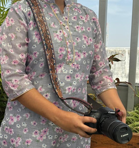 New Personalized Hand Tooled <b>Leather</b> Universal <b>Camera</b> Shoulder Strap Genuine <b>Leather</b> Quick Release Adjustable <b>Camera</b> Neck Straps - Product Image 4