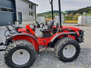 Tracteur diesel AGCO TR 7600 Infinity 75 CV 4x4 avec pompe à engrenages pour usage agricole, état d'occasion - Product Image 2