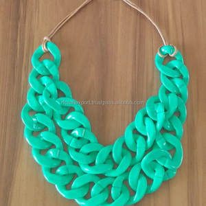 Collar de accesorios de tornillo multicolor con cuentas de resina de la mejor calidad para niñas y mujeres de la India de RF Crafts - Product Image 2