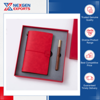 Nexgen Exports exhibe un juego de regalo de cuadernos portátiles de tapa dura de cuero PU de primera calidad con serigrafía, del más alto estándar.