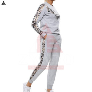 Survêtements pour femmes très demandés, coupe ajustée, fabriqués au Pakistan, avec logo, qualité supérieure, best-sellers. - Product Image 4