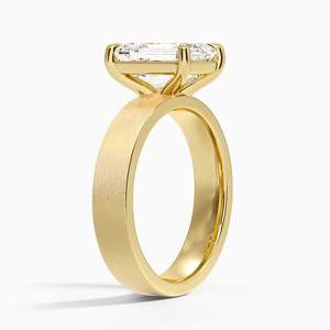 Anillo de Compromiso de Moissanita con Corte Esmeralda de 2 Quilates, Anillo de Novia Solitario con Engaste Clásico de Puntas - Product Image 2