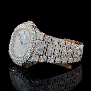 Montre de haute qualité avec chaîne entièrement sertie de diamants VVS Moissanite, bracelet en acier inoxydable, style hip-hop, montre pour homme, USA - Product Image 1