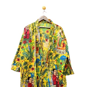 Kimono Hecho a Mano con Estampado de Bloques de Jaipur, Ecológico, Transpirable, Cómodo, de Algodón Suave, con Motivos de Leopardo en Amarillo Vibrante, Largo hasta el Suelo - Product Image 4