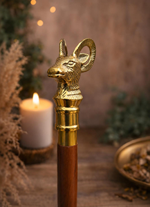 Canne de marche artisanale en laiton avec tête de bélier et manche en bois décoratif pour hommes et femmes, cadeau vintage et objet de collection - Product Image 3