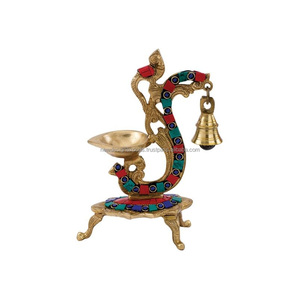 Laiton Paon Design Diya avec Cloche - Product Image 6