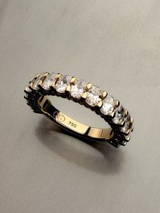 Anillo de Eternidad de Oro Amarillo Sólido de 14K con Moissanita, Cinco Piedras Redondas de Corte Brillante, Anillo de Boda para Mujer - Product Image 2