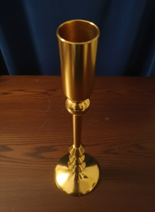 Porte-bougie conique moderne en aluminium moulé, chandelier géométrique minimaliste pour centre de table de mariage - Product Image 3