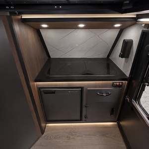 Caravane tout-terrain compacte pour le camping d'aventure avec cuisine et espace de couchage - Product Image 5