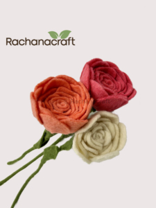 Bouquet de roses artificielles en feutre de laine de Nouvelle-Zélande 100% durable, fait main, de haute qualité, pour la décoration de la maison et les mariages, personnalisable - Product Image 3