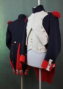 Manteau Napoléonien pour Homme à Manches Longues avec Fermeture Auto-agrippante et Col Montant, Style Uniforme Britannique du XIXe Siècle, Vêtement de Garde Long - Product Image 2