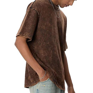 T-shirt décontracté pour homme en coton marron foncé délavé, coupe oversize et épaules tombantes, style streetwear, couleur unie - Product Image 3