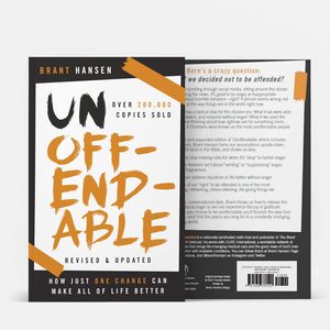 หนังสือปกอ่อน "Unoffendable by Brant Hansen" ที่ขายดีสำหรับผู้ใหญ่ - Product Image 1