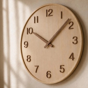 Horloge murale analogique en bois ronde, design minimaliste, silencieuse, décoration de salon - Product Image 1