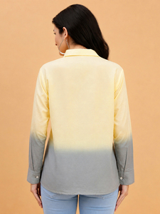 Camisa de Popelina de Algodón con Degradado Amarillo para Mujer, con Detalle Calado, Manga Larga, Cuello Camisero, Cierre de Botones, Corte Regular - Product Image 2