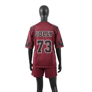 Ensemble short et maillot de football pour femme en micro-mesh polyester à séchage rapide, avec empiècements latéraux bordeaux et noirs, logo thermocollé, 100 % coton - Product Image 2