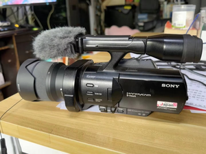 กล้อง Sony NEX-VG900E สภาพ 90% ใหม่ ความละเอียด 24.3MP 1080P Full HD เซ็นเซอร์ CMOS พร้อมฟีเจอร์ต่างๆ - Product Image 6