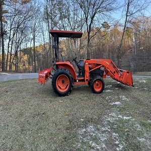 Tractor Utilitario Kubota L3240 de Alta Resistencia a Precio Económico, Fabricado con Componentes Duraderos para un Rendimiento en Campo Prolongado - Product Image 6