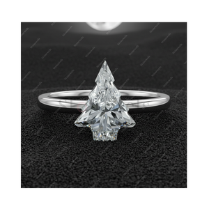 Anillo de Compromiso Solitario de Plata de Ley 925 con Diamante Cultivado en Laboratorio con Corte Original de Árbol de Navidad, Claridad DEF VVS VS, Certificado GIA IGI - Product Image 1