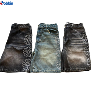Short en jean d'été personnalisé pour homme, style streetwear hip-hop avec strass en cristal et effet vieilli rétro ample - Product Image 6