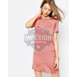 Robe T-shirt grise à col rond pour femme, coupe ample, manches courtes, couleur unie, en jersey décontracté, pour le printemps et l'été - Product Image 4