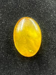 พลอยอำพันบอลติกธรรมชาติทรงคาโบชอง - INDIA GEMS พลอยคุณภาพสูงรับรองโดยบุคคลที่สาม รูปทรงวงรีสำหรับทำเครื่องประดับ พลอยอำพันสีเหลือง - Product Image 3