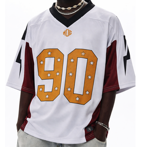 เสื้อเจอร์ซีย์อเมริกันฟุตบอลทรงโอเวอร์ไซส์สไตล์ Y2K สำหรับผู้ชาย ผลิตจากโพลีเอสเตอร์ ดีไซน์พิมพ์ลายแบบ Sublimation พร้อมหมายเลขและดาว  รับผลิตตามแบบ OEM - Product Image 1