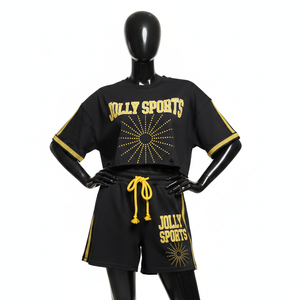 Ensemble haut court et short en jersey de coton premium pour femme, noir, avec logo personnalisé imprimé en or, 100% coton - Product Image 4