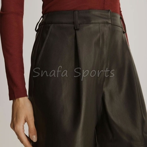 Nouveaux shorts en cuir pour femmes avec logo imprimé sur mesure, fermeture à cordon personnalisée, shorts en cuir pour femmes en vente - Product Image 3