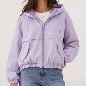 Chaqueta cortavientos con capucha para mujer Lavender Breeze, tela ligera y transpirable, cierre de cremallera, ropa exterior informal con dobladillo y puños elásticos. - Product Image 1