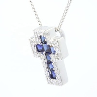 Collier Croix Religieuse Classique en Argent Sterling Plaqué Rhodium Fait Sur Mesure avec Zircon Bleu pour Mariage Anniversaire Fête