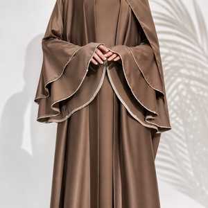 Ensemble Abaya Modeste Nida Respirant Coupe Ample pour Femme – Ensemble Premium 3 Pièces avec Robe Intérieure Ouverte et Hijab Assorti – Tenue Islamique Élégante - Product Image 4