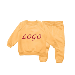 Fabricant de survêtements pour enfants en gros pour les importateurs de vêtements de sport, ensembles d'entraînement légers avec logo OEM et personnalisation des couleurs - Product Image 5