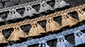 Frange décorative en dentelle de coton de couleur premium avec pompons pour rideaux, vêtements et textiles de maison, 4 pouces - Product Image 4