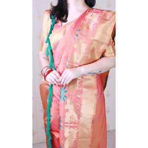 Sari en soie douce couleur pêche Elite Weaves avec robe de bal tissée Zari Kamdhenu Weaves 650g - Product Image 2