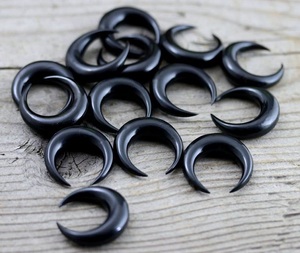 Collar de cuerno de búfalo hecho a mano para mujer, colgante de cuerno de búfalo, gargantilla de cuerno natural en forma de media luna para mujer - Product Image 6